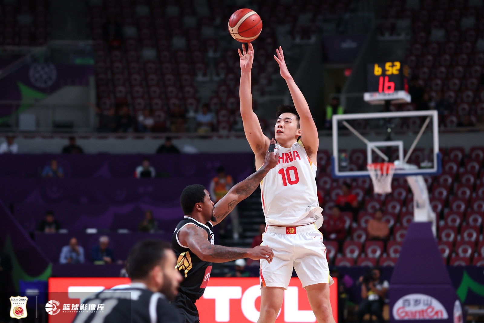 媒體人員：王·朱吉（Wang Junjie）明年將晉級 但NBA將撤退 但NBL會錯(cuò)過一次又一次又一次來澳大利亞的黃金機(jī)會